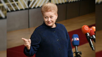 How Come a <strong class='ep-highlight'>Russian</strong> Military Pundit is Obsessed with the President of Lithuania?